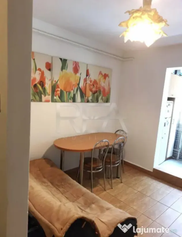 2 camere, decomandat, et 1/8, centrala-Gorjului, Str Moinest