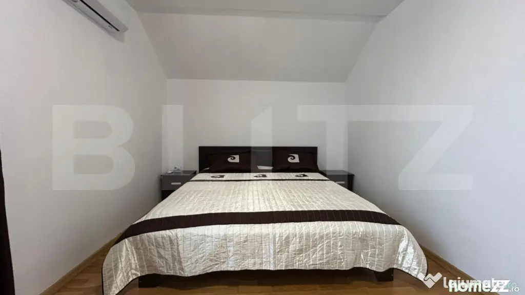 Apartament cu 3 camere, în curte privată