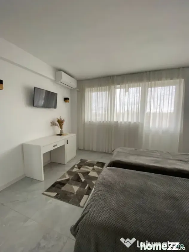 Apartament 4 camere decomandat, 110 mp, zona Consul, Utilita - Craiova (Dolj)