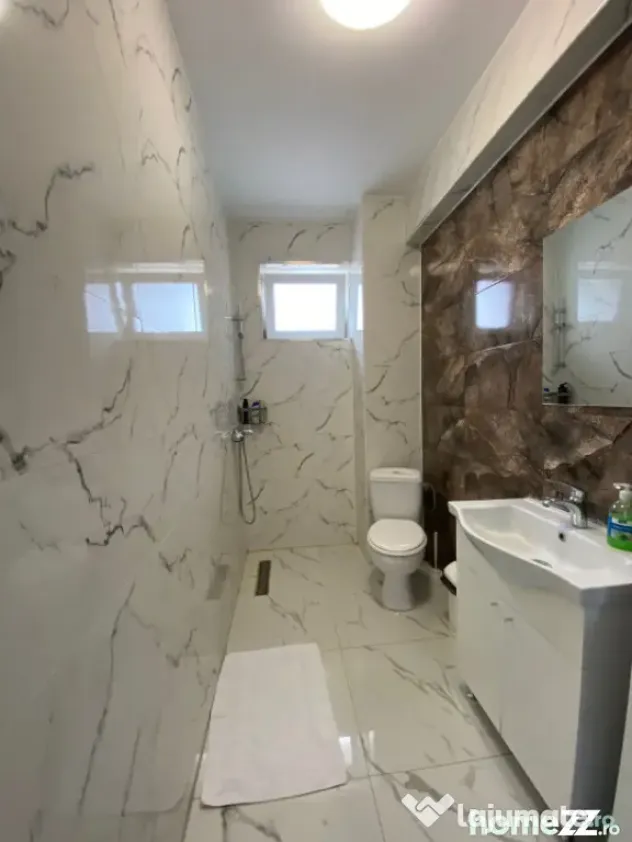Apartament 4 camere decomandat, 110 mp, zona Consul, Utilita - Craiova (Dolj)