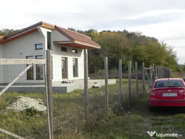 Teren intravilan -pozitie deosebita-langa padure-Domnesti-Teghes