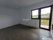 DUPLEX 3 CAMERE , 2 bai, zona Miroslava-Balciu 