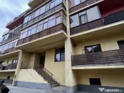 Gavana- 3 camere parter inalt- bloc 2008 & parcare curte pri 