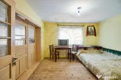 Casa la munte cu teren generos in Com. Nucsoara, loc. Slat 