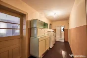 Casa la munte cu teren generos in Com. Nucsoara, loc. Slat 