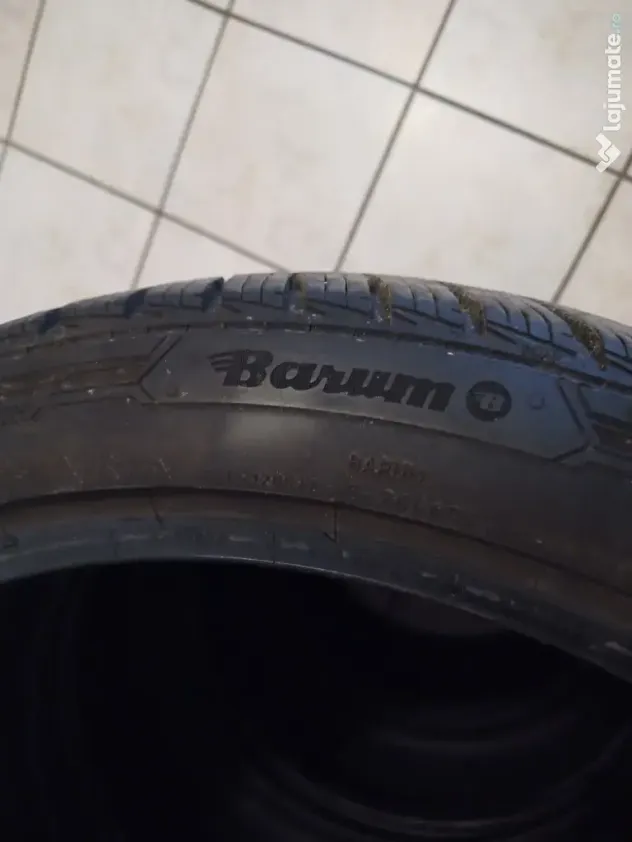 Cauciucuri 225/40/R19 W XL 4 buc. anvelope iarna