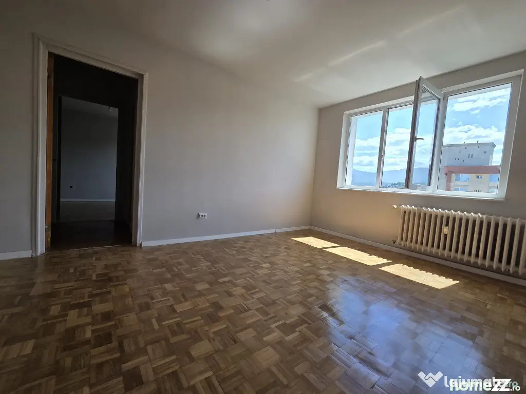 Apartament 2 camere, semidecomandat - zona Garii - Brasov (Brasov)