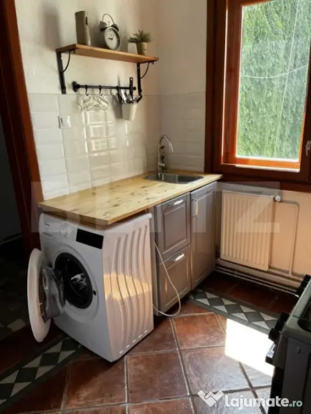 Apartament 3 camere, 65 mp, zona Ultracentral – Piața Uni