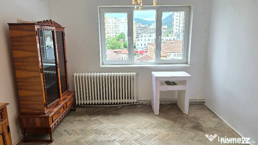 Vand apartament cu 2 camere in Deva, zona ultracentrala (Piata), 56 mp