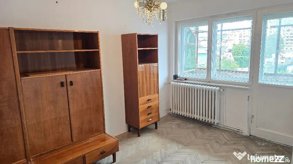 Vand apartament cu 2 camere in Deva, zona ultracentrala (Piata), 56 mp