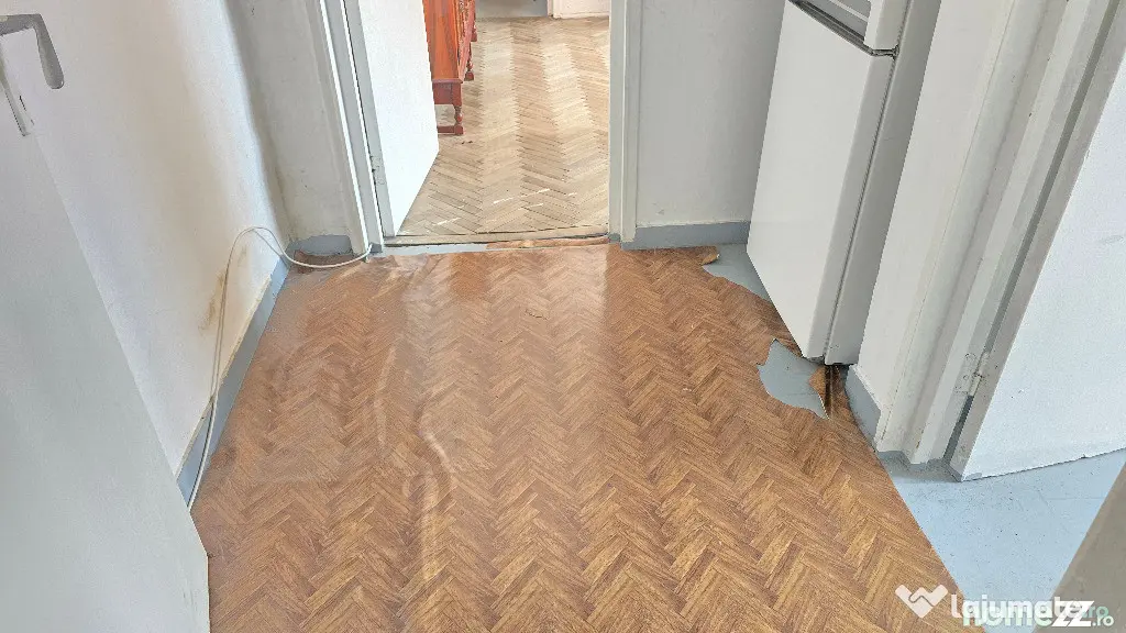 Vand apartament cu 2 camere in Deva, zona ultracentrala (Piata), 56 mp