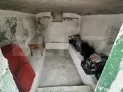 Apartament de locuit + atelier auto + terasa și curte gener 