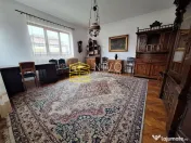 Casă singur în curte – Ungheni – Zona Gării 