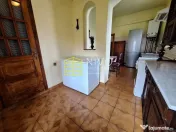 Casă singur în curte – Ungheni – Zona Gării 