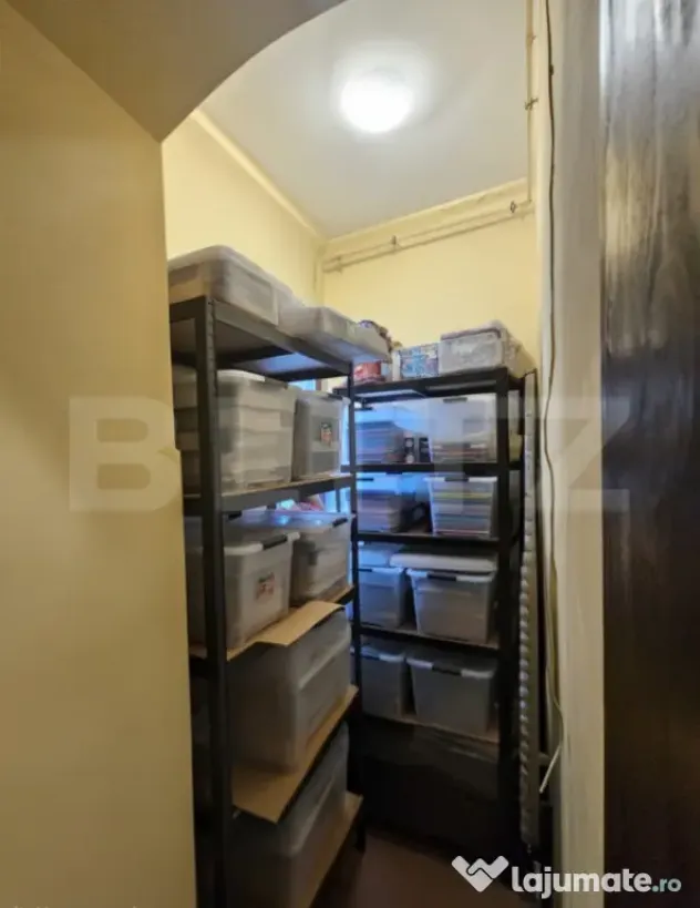 Apartament 160 mp, pretabil birouri sau alte activitati, zon