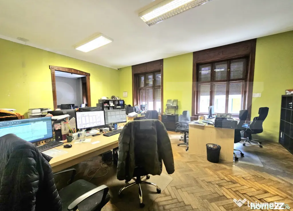 Apartament 160 mp, pretabil birouri sau alte activitati, zon - Timisoara (Timis)