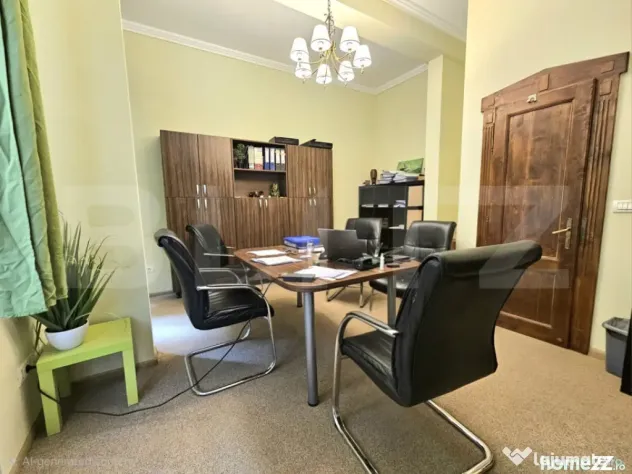 Apartament 160 mp, pretabil birouri sau alte activitati, zon - Timisoara (Timis)