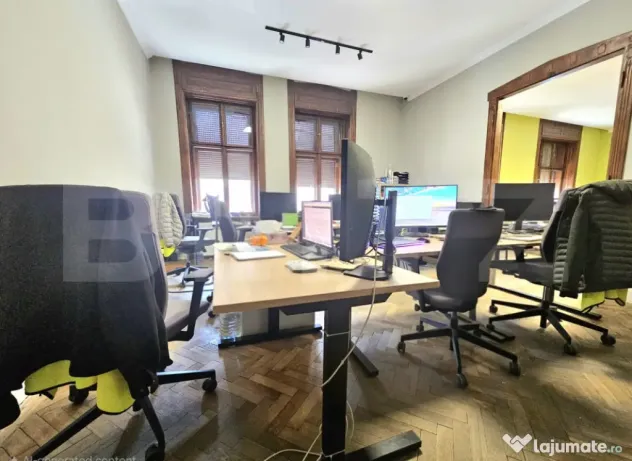 Apartament 160 mp, pretabil birouri sau alte activitati, zon