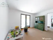 Casă nouă pe structură din lemn cu centrala proprie , Com 