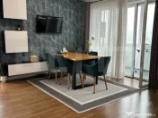 Apartament 3 camere, parcare, zona Vivo 