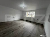 Casă cu 2 camere și un teren de 1000 mp 