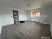 Casă cu 2 camere și un teren de 1000 mp 