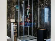 Casa intr-o zona linistita cu garaj si teren-1091 mp 