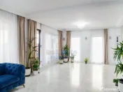 Casa intr-o zona linistita cu garaj si teren-1091 mp 