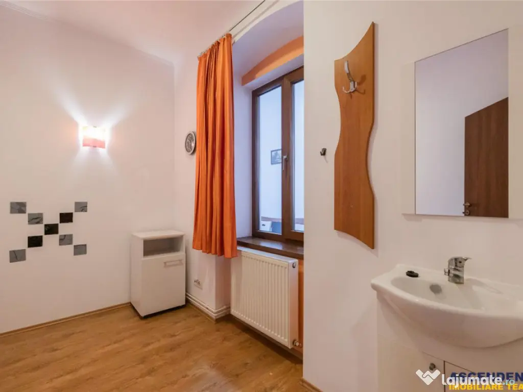 Casa pretabila: rezidential comercial servicii Central, F