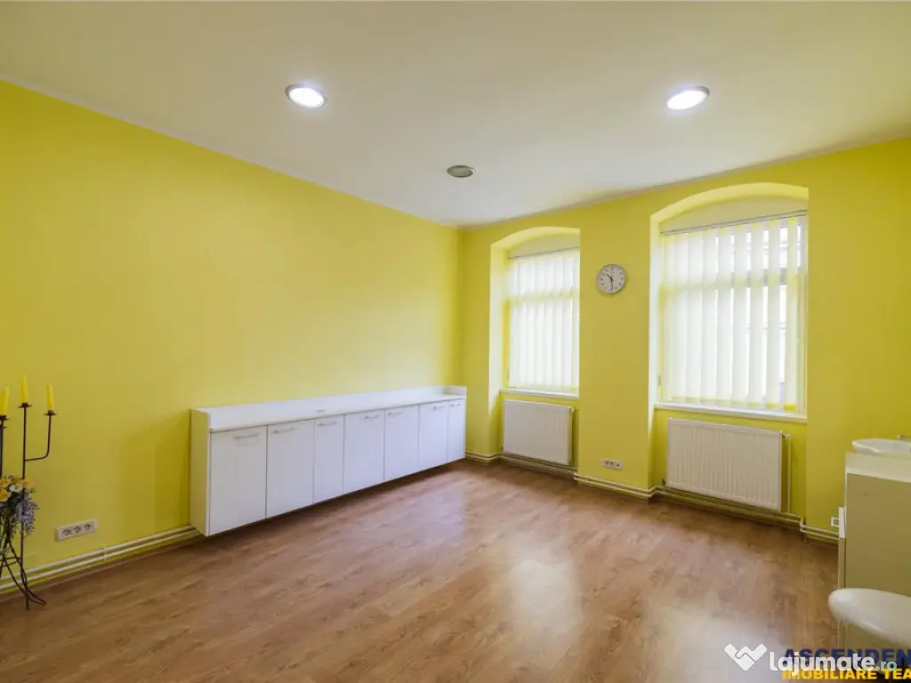 Casa pretabila: rezidential comercial servicii Central, F