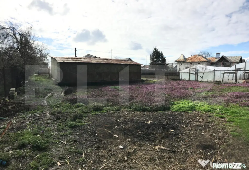 Teren 633 mp, ideal magazin/clinică/casa zona Mogoșani ??