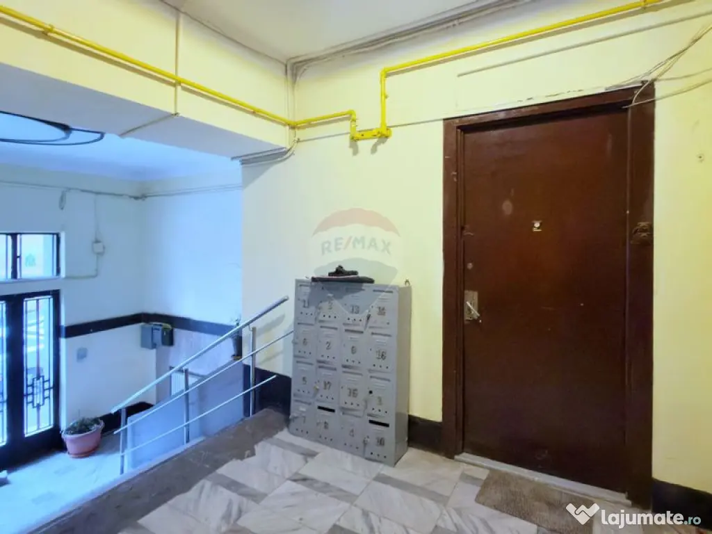 3 camere imobil consolidat Investitie Piata Revolutiei - ...