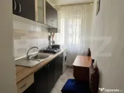 Apartament 3 camere, etaj 2, zona Lama 