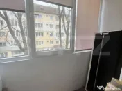 Apartament 3 camere, etaj 2, zona Lama 