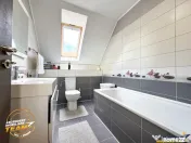 FILM 3D! Resedinta de exceptie:eleganta spatiu,confort,Everg 