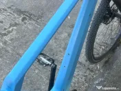 Bicicleta Cursiera/Gravel 