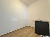 Spațiu comercial Kasper Coresi 100 mp, terasă 35mp 