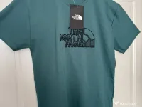 Tricouri de bărbați