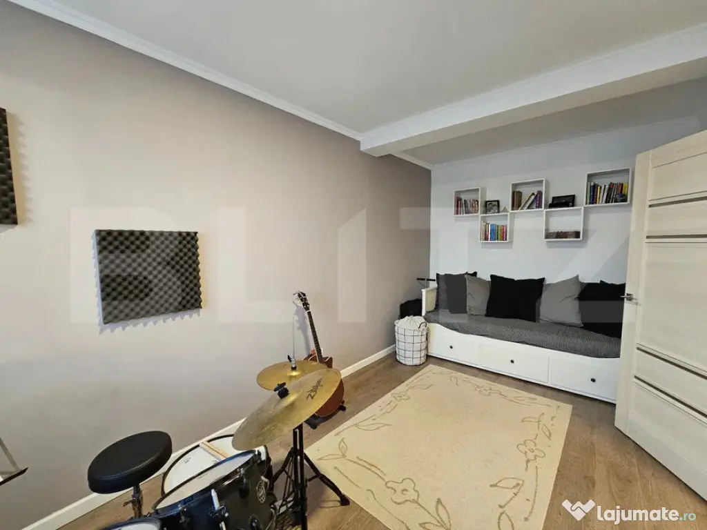 Casa LUX tip Duplex , proaspat renovat, 2 parcări, zona IR