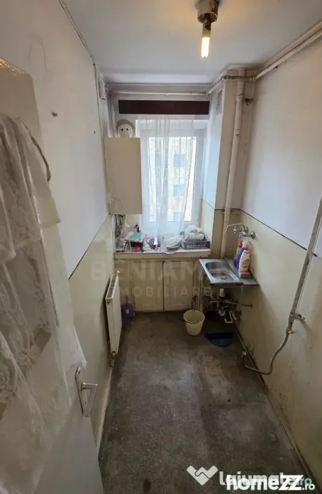 Apartament 2 camere cu centrala termica 35mp zona Florilor - Brasov (Brasov)