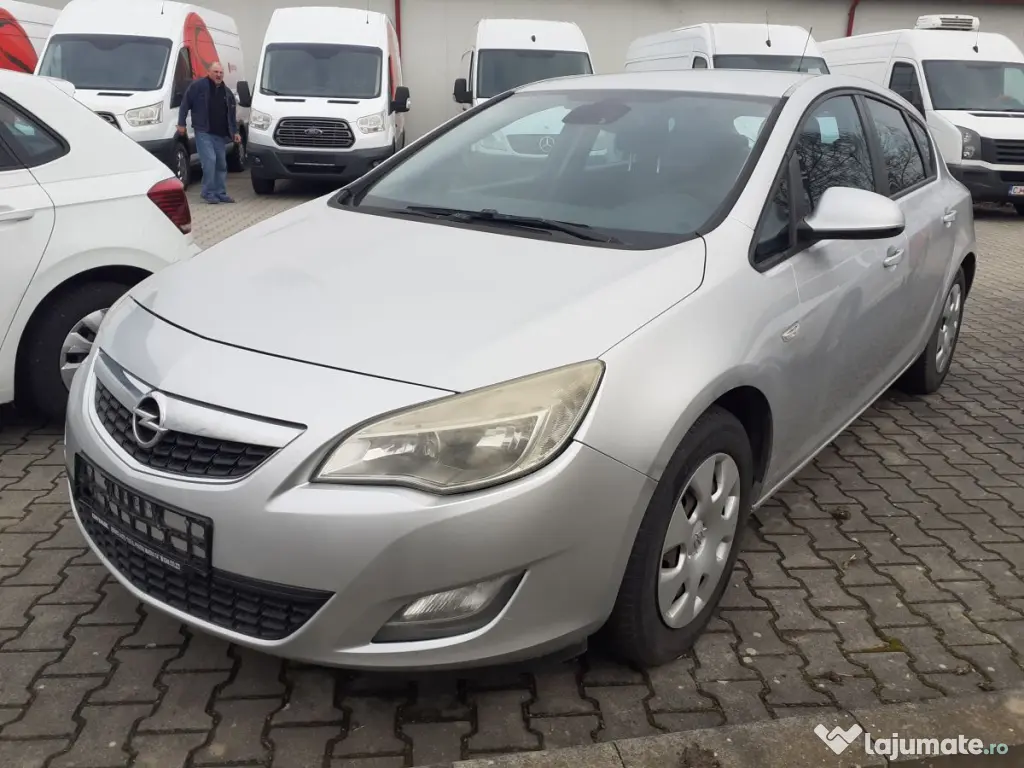Opel Astra 1.7 CDTI 2010