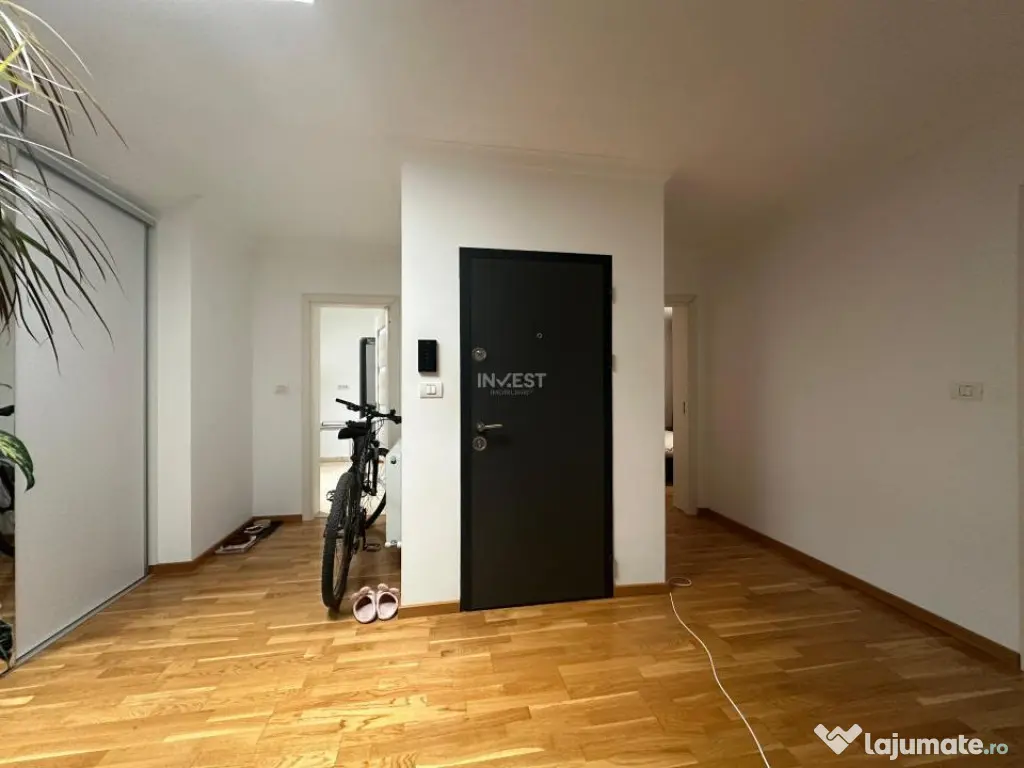 APARTAMENT CU 2 CAMERE, 72 MP, capat Pacurari