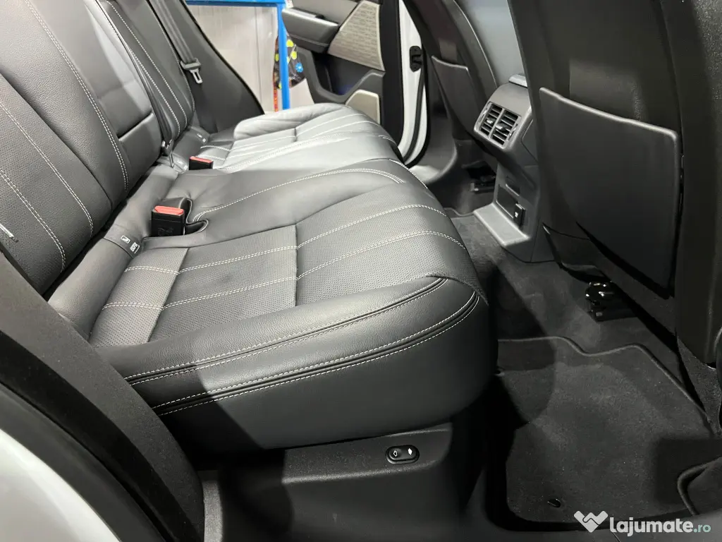 Land Rover Range Rover Velar D300 SE/300 CP. R-Dynamic. 83800 Km reali. Cumparat 0 Km