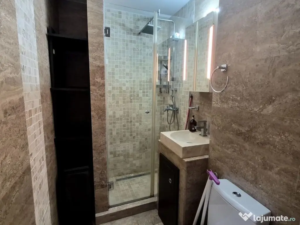 Garsonieră modernă cu vedere superbă către Parcul Na?...