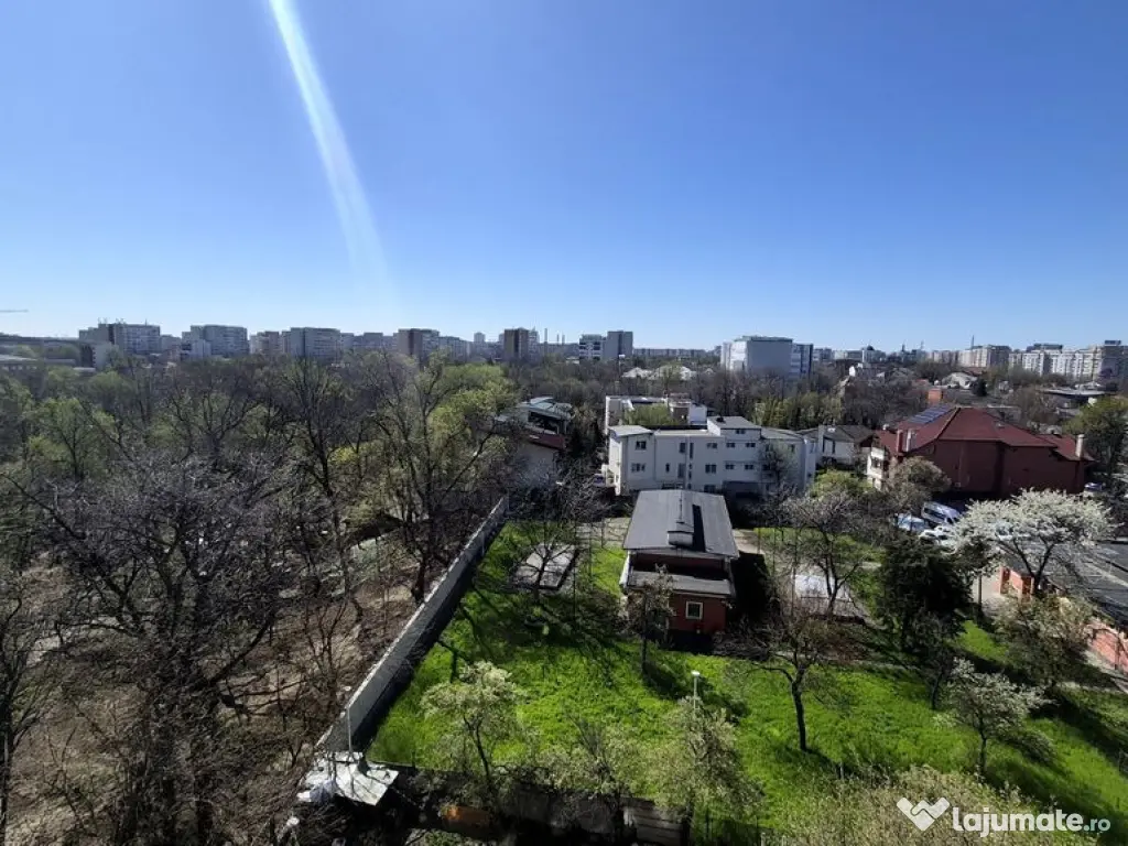 Garsonieră modernă cu vedere superbă către Parcul Na?...