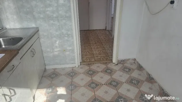 Vand apartament 2 camere in Deva, zona Pescarilor ( ITM), decomandat,