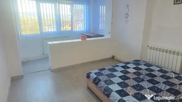 Vand apartament 2 camere in Deva, zona Pescarilor ( ITM), decomandat,