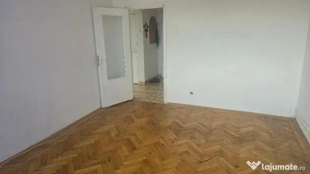 Vand apartament 2 camere in Deva, zona Pescarilor ( ITM), decomandat,