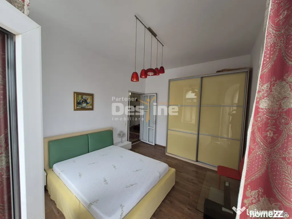 Ap. 3 camere cu vedere la mare și boxă 30 mp, ultracentral