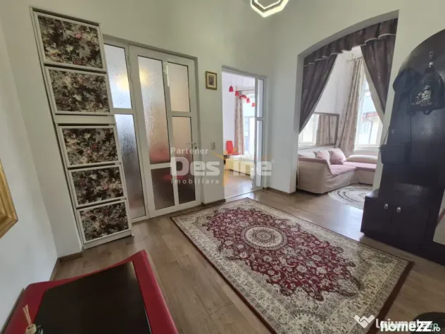 Ap. 3 camere cu vedere la mare și boxă 30 mp, ultracentral